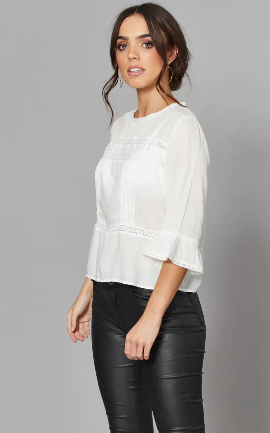 ONLY 3/4 Flared Sleeve Top With Detail In White - Image 4