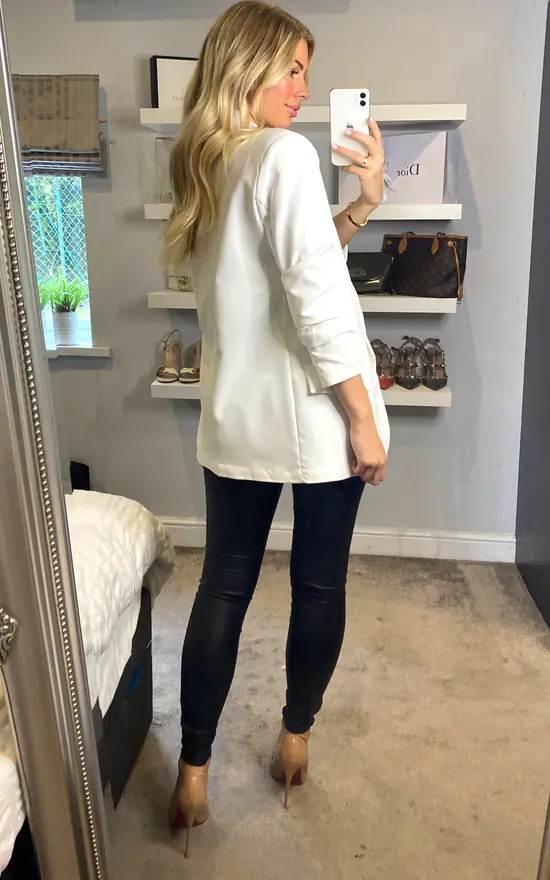 Rouched Sleeve Blazer In White - Image 4