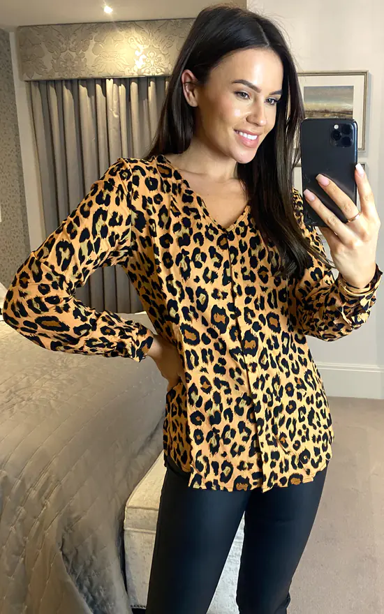 Vila Long Sleeve V Neck Leopard Print Blouse In Brown - Image 3