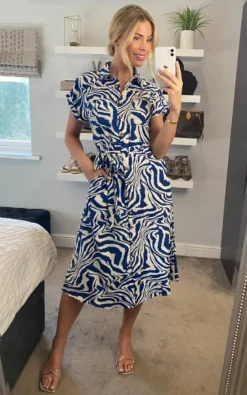 Yumi Zebra Print Shirt Dress In Blue