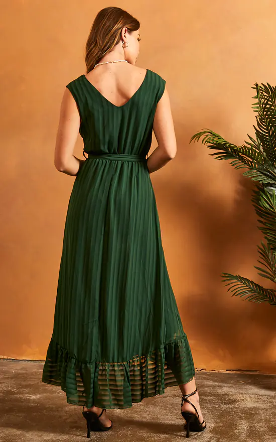 Sleeveless Plunge Maxi Dress In Forest Green - Image 4