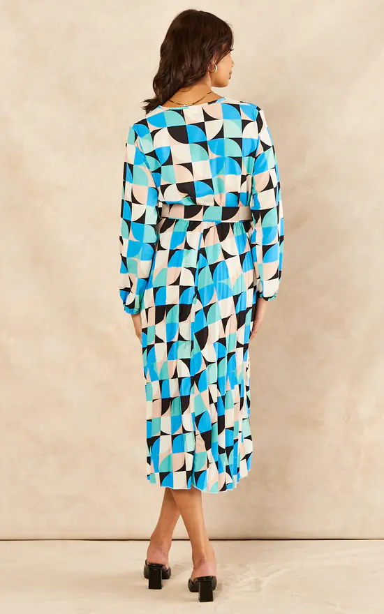 Long Sleeve Geometric Print Belted Midi Dress In Blue - Image 4