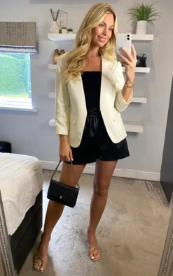 Anastasia Fashions White Lined Edge To Edge Jacket Blazer