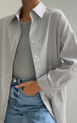 Long Sleeved Oversized Shirt In Grey And White Stripe