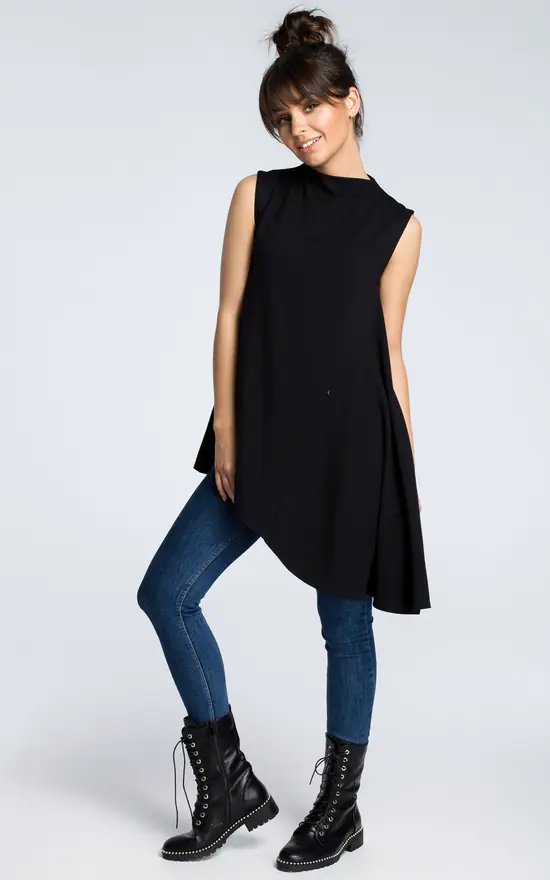 Black Oversized Sleeveless Top With Asymmetric Hem - Image 3